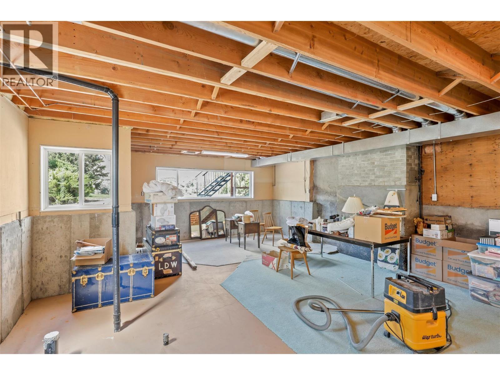 6066 Furrer Road, Kamloops, BC - Indoor Photo Showing Basement