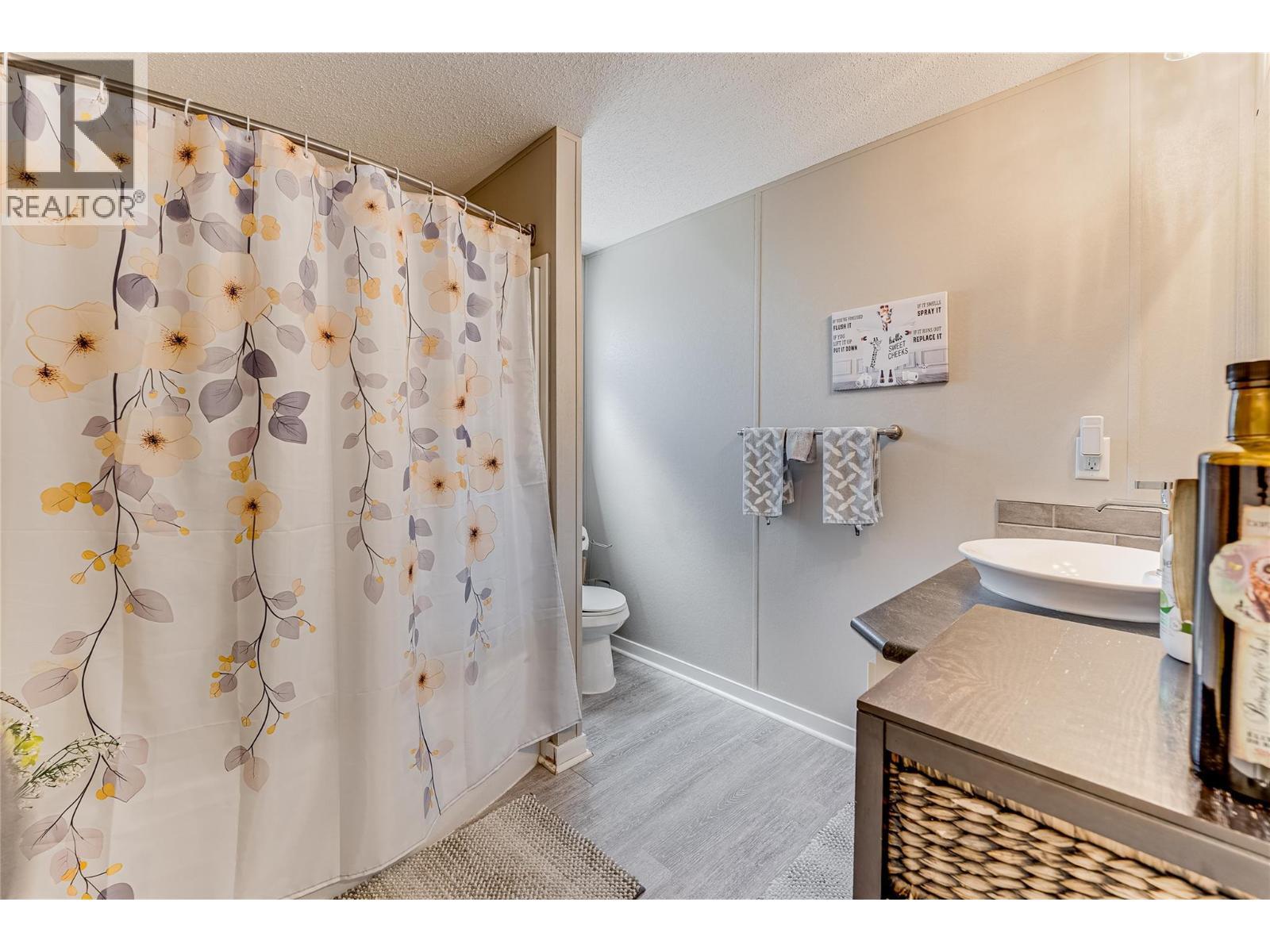 12560 Westside Road Unit# 81, Vernon, BC