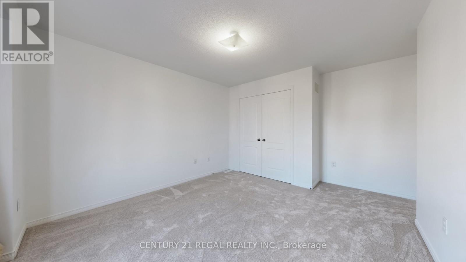 4274 Vivaldi Road, Burlington, ON - Indoor Photo Showing Other Room