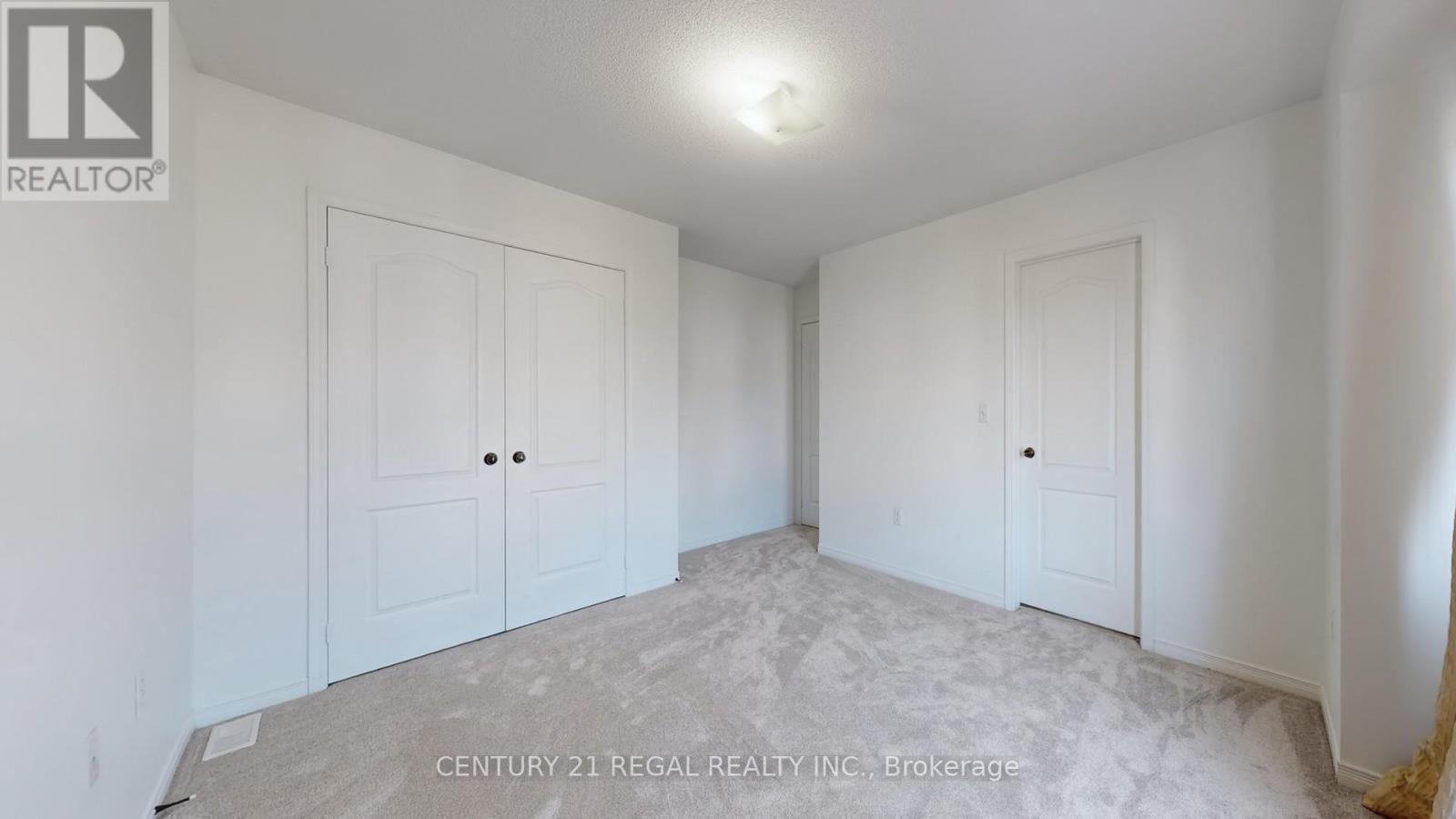 4274 Vivaldi Road, Burlington, ON - Indoor Photo Showing Other Room