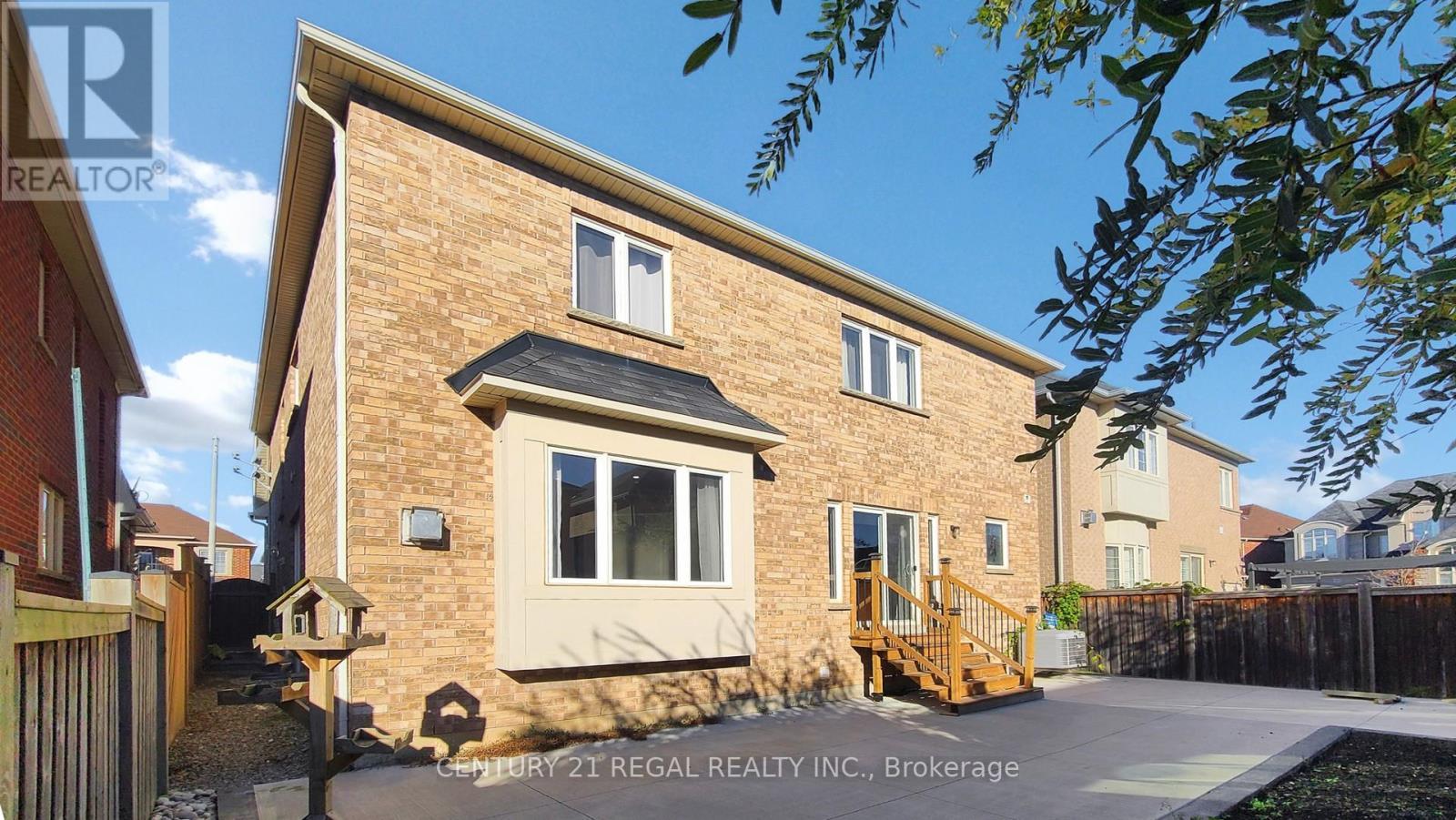 4274 Vivaldi Road, Burlington, ON - Outdoor