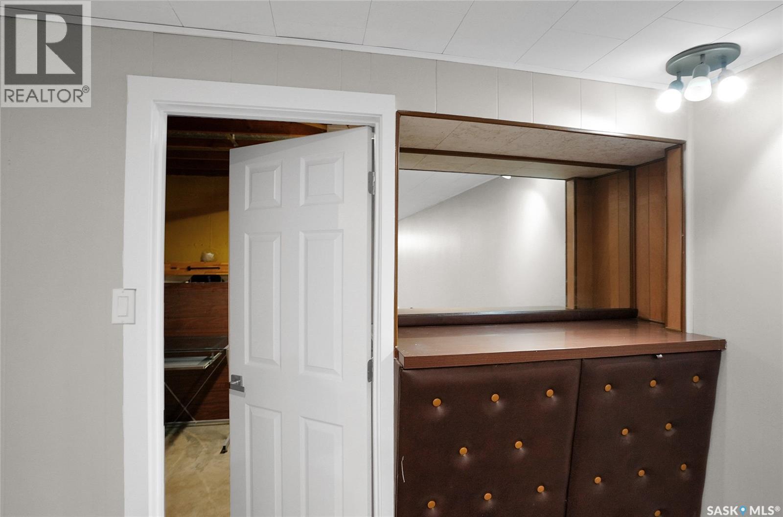 186 Coldwell Road, Regina, SK - Indoor Photo Showing Other Room