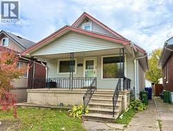 1794 GLADSTONE Unit# FRONT Windsor, ON N8W 2N3