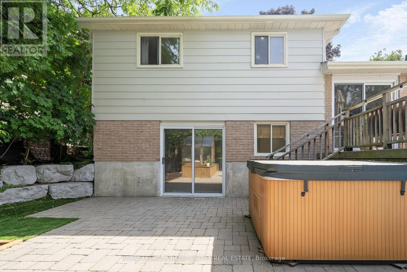 47 Larry Street, Caledon, ON - Outdoor With Exterior