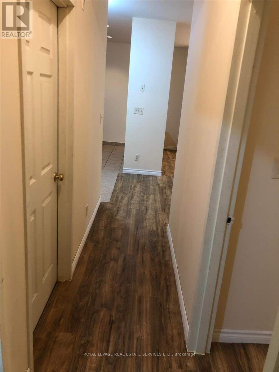 303 - 51 Wyndham Street N, Guelph, ON - Indoor Photo Showing Other Room