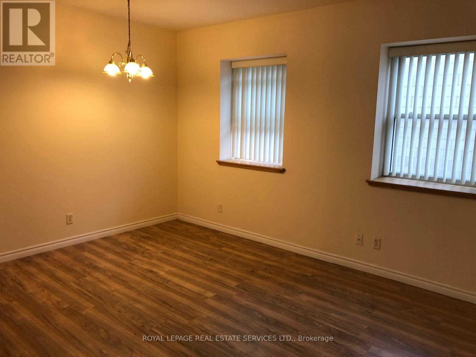 303 - 51 Wyndham Street N, Guelph, ON - Indoor Photo Showing Other Room