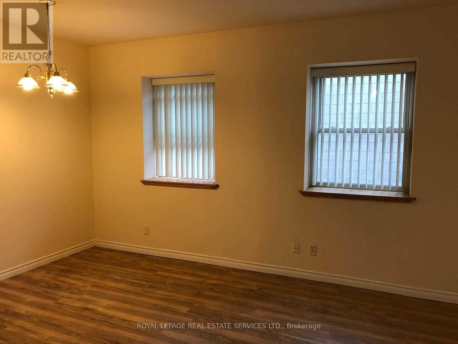 303 - 51 Wyndham Street N, Guelph, ON - Indoor Photo Showing Other Room