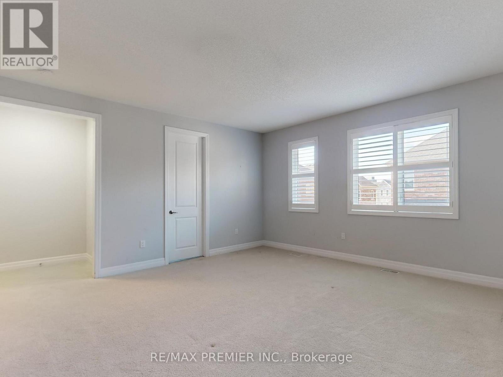 140 Magnolia Crescent, Oakville, ON - Indoor Photo Showing Other Room