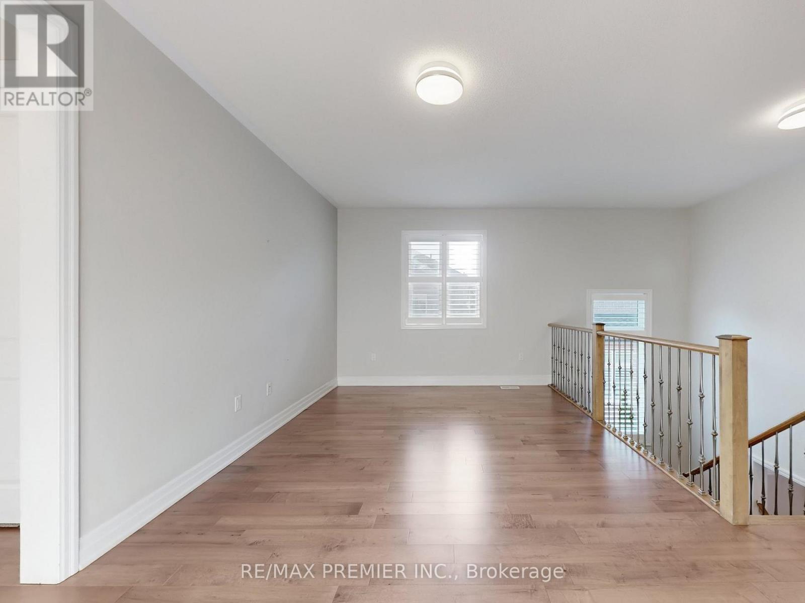 140 Magnolia Crescent, Oakville, ON - Indoor Photo Showing Other Room