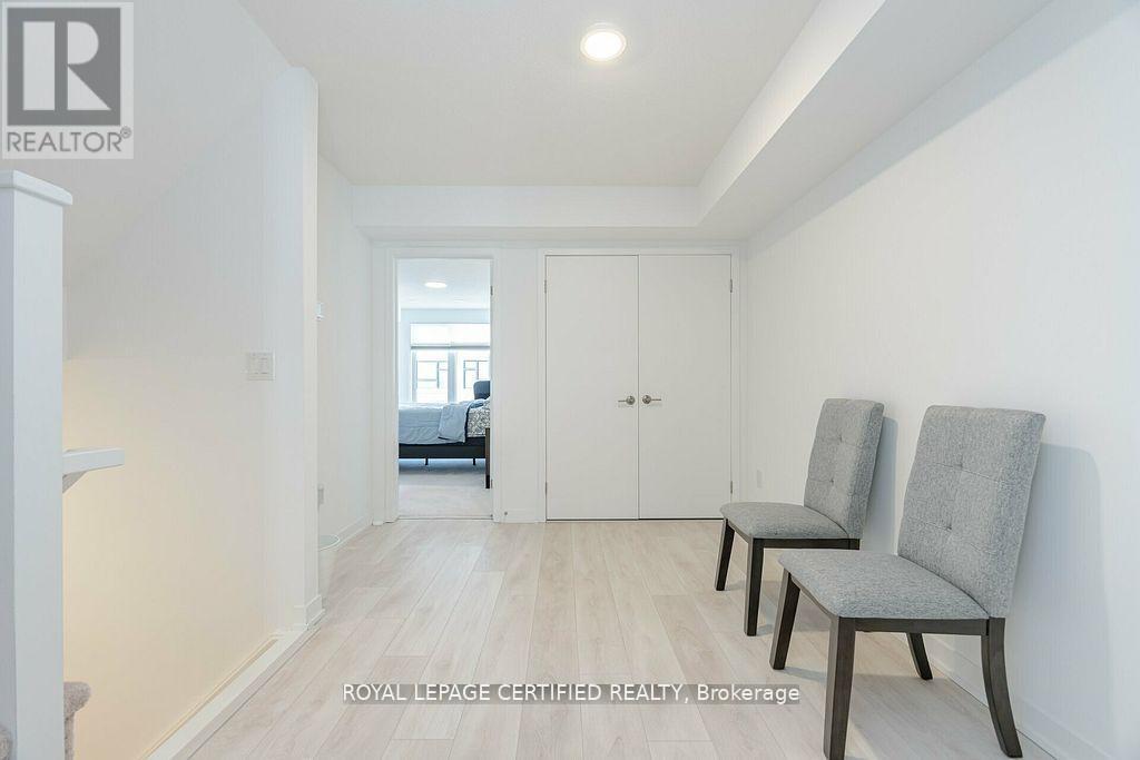 31 - 1095 Cooke Boulevard, Burlington, ON - Indoor Photo Showing Other Room