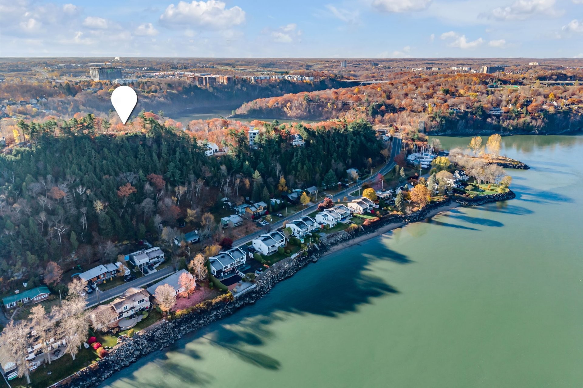 Photo aérienne - 1325 Rue De La Montagnaise, Lévis (Les Chutes-De-La-Chaudière-Est), QC