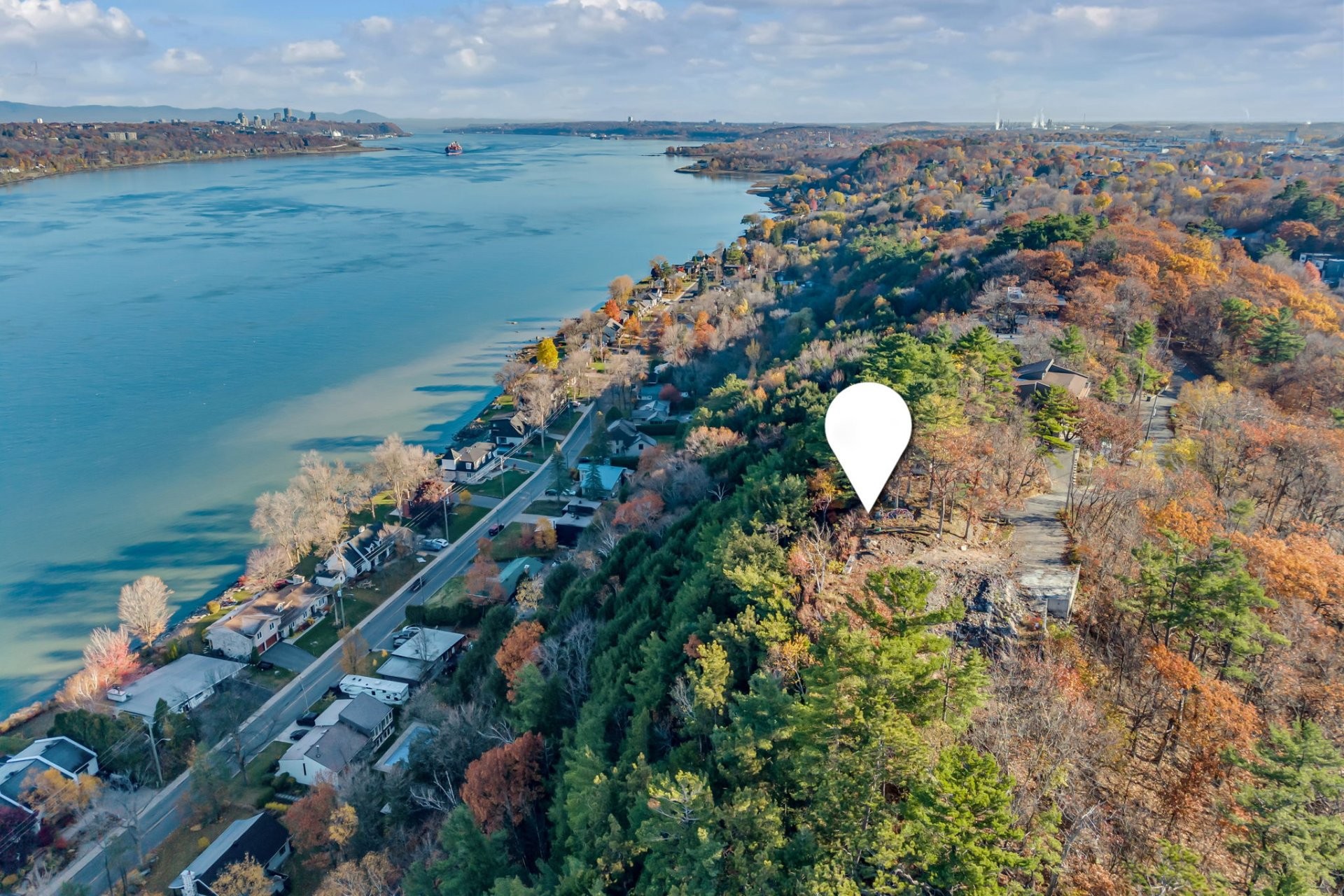 Photo aérienne - 1325 Rue De La Montagnaise, Lévis (Les Chutes-De-La-Chaudière-Est), QC