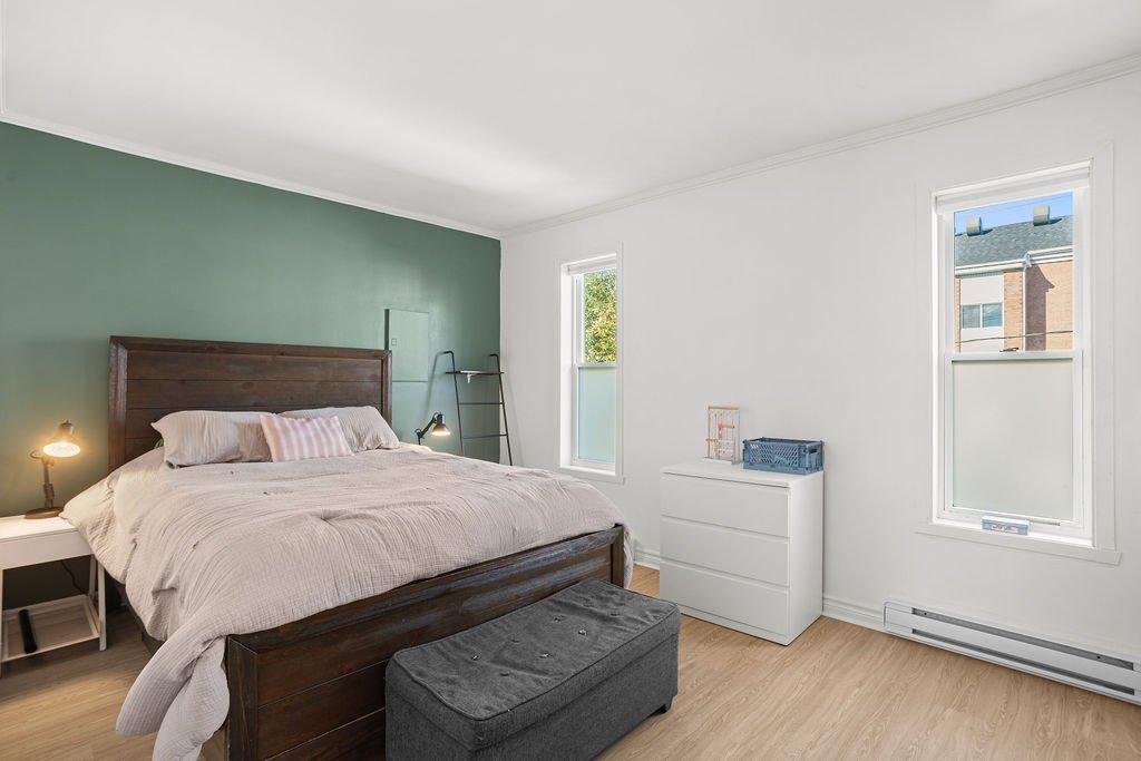 Primary bedroom - 276 - 280 Rue Des Marquisats, Sainte-Thérèse, QC - Indoor Photo Showing Bedroom
