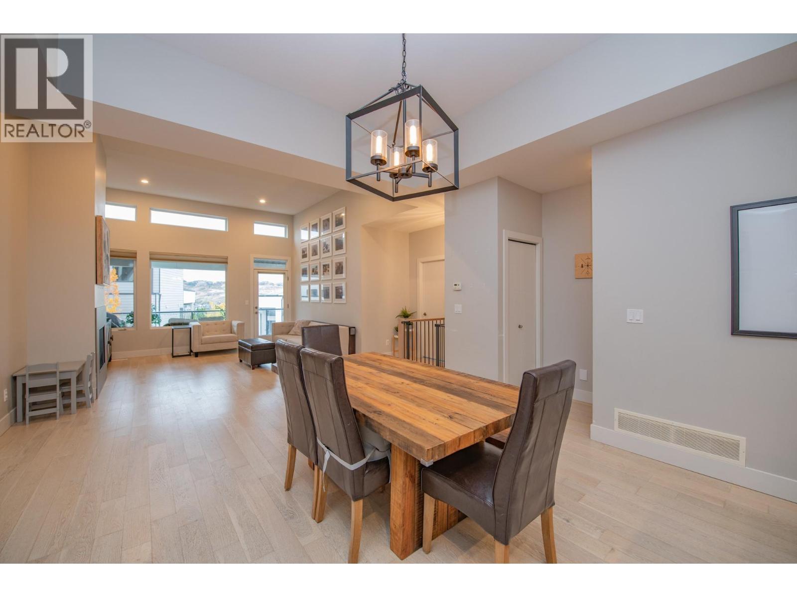 Lots of room to entertain and relax - 900 Mt. Ida Drive Unit# 23, Vernon, BC - Indoor Photo Showing Dining Room