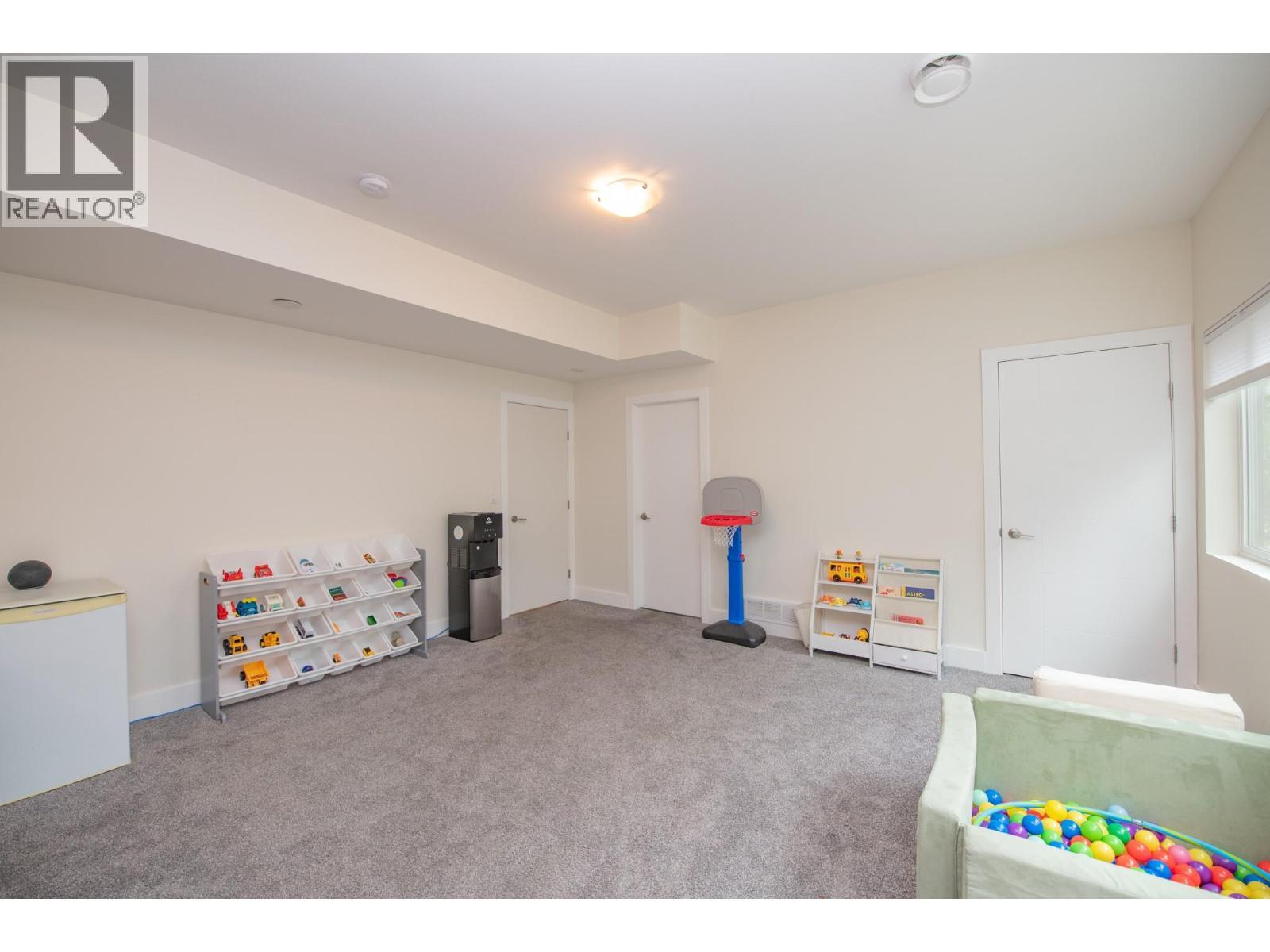 900 Mt. Ida Drive Unit# 23, Vernon, BC - Indoor Photo Showing Other Room