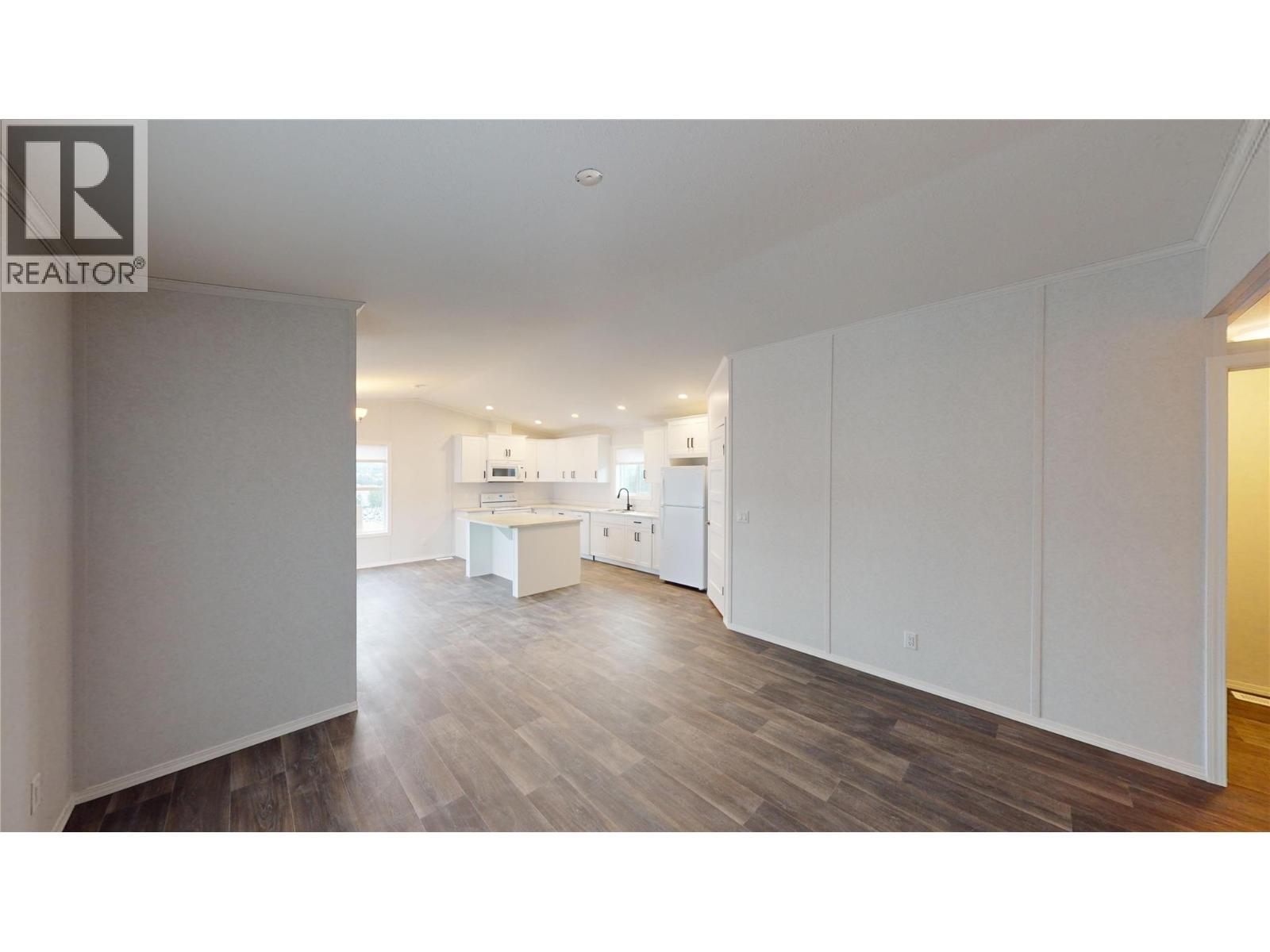 533 Steepleview Avenue Nw, Cranbrook, BC