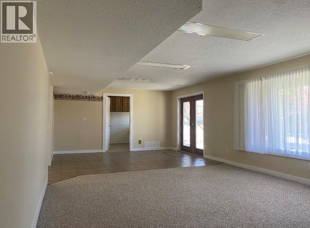 7437 Valley Heights Drive, Grand Forks, BC - Indoor Photo Showing Other Room