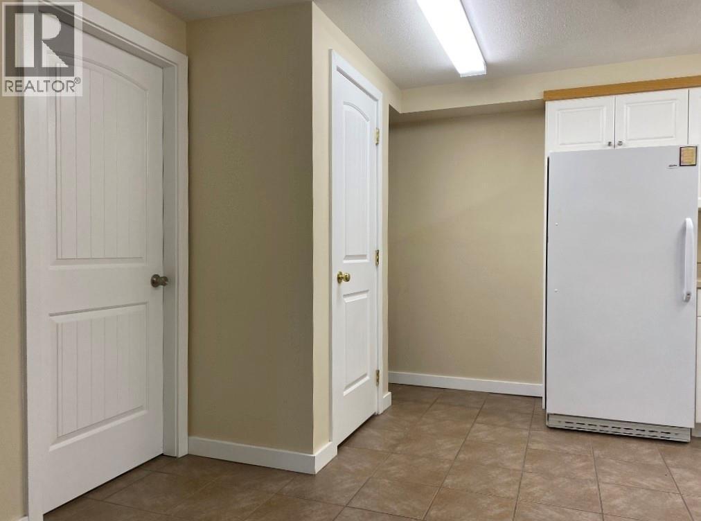 7437 Valley Heights Drive, Grand Forks, BC - Indoor Photo Showing Other Room