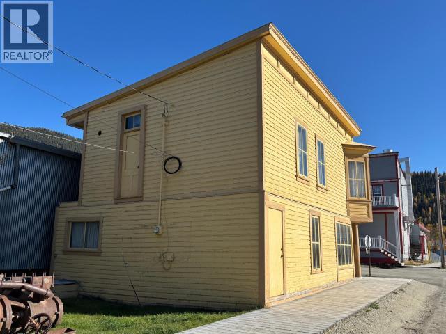 901 3Rd Avenue, Dawson City, YT