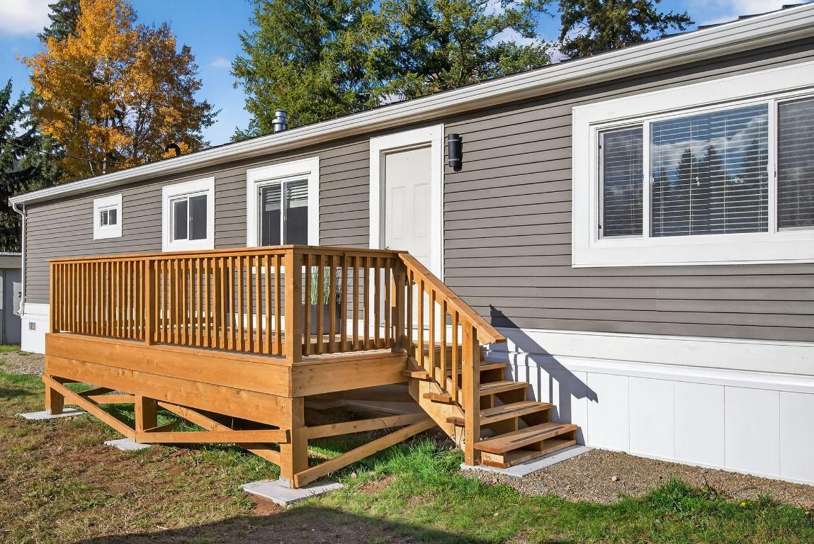 12-121 Ferry Road, Clearwater, BC