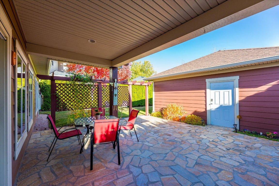 5323 Ptarmigan Street, Kelowna, BC - Outdoor With Deck Patio Veranda With Exterior