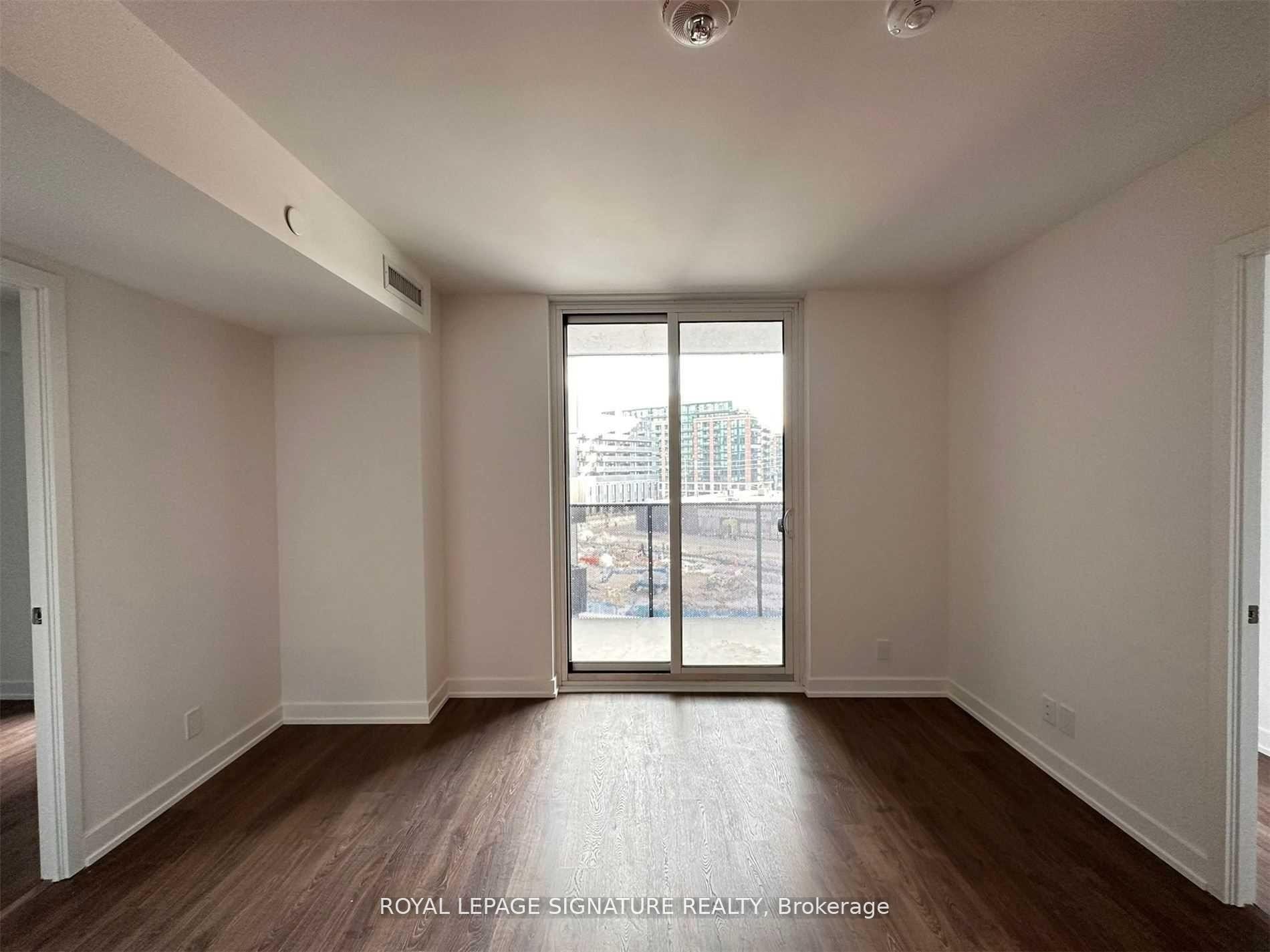 406-30 Tretti Way, Toronto, ON - Indoor Photo Showing Other Room