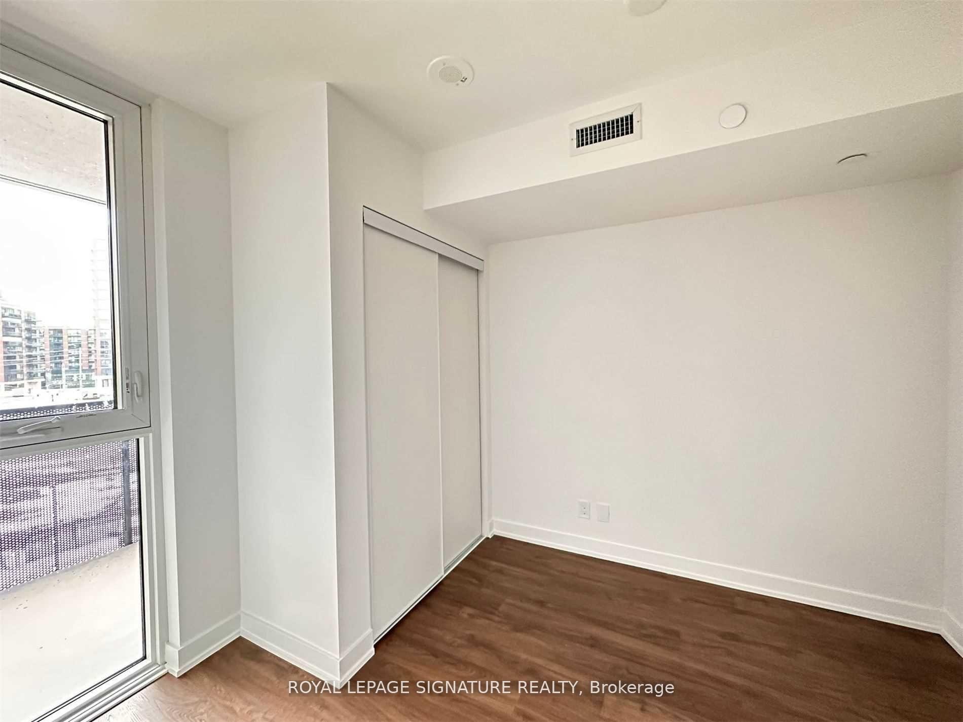 406-30 Tretti Way, Toronto, ON - Indoor Photo Showing Other Room