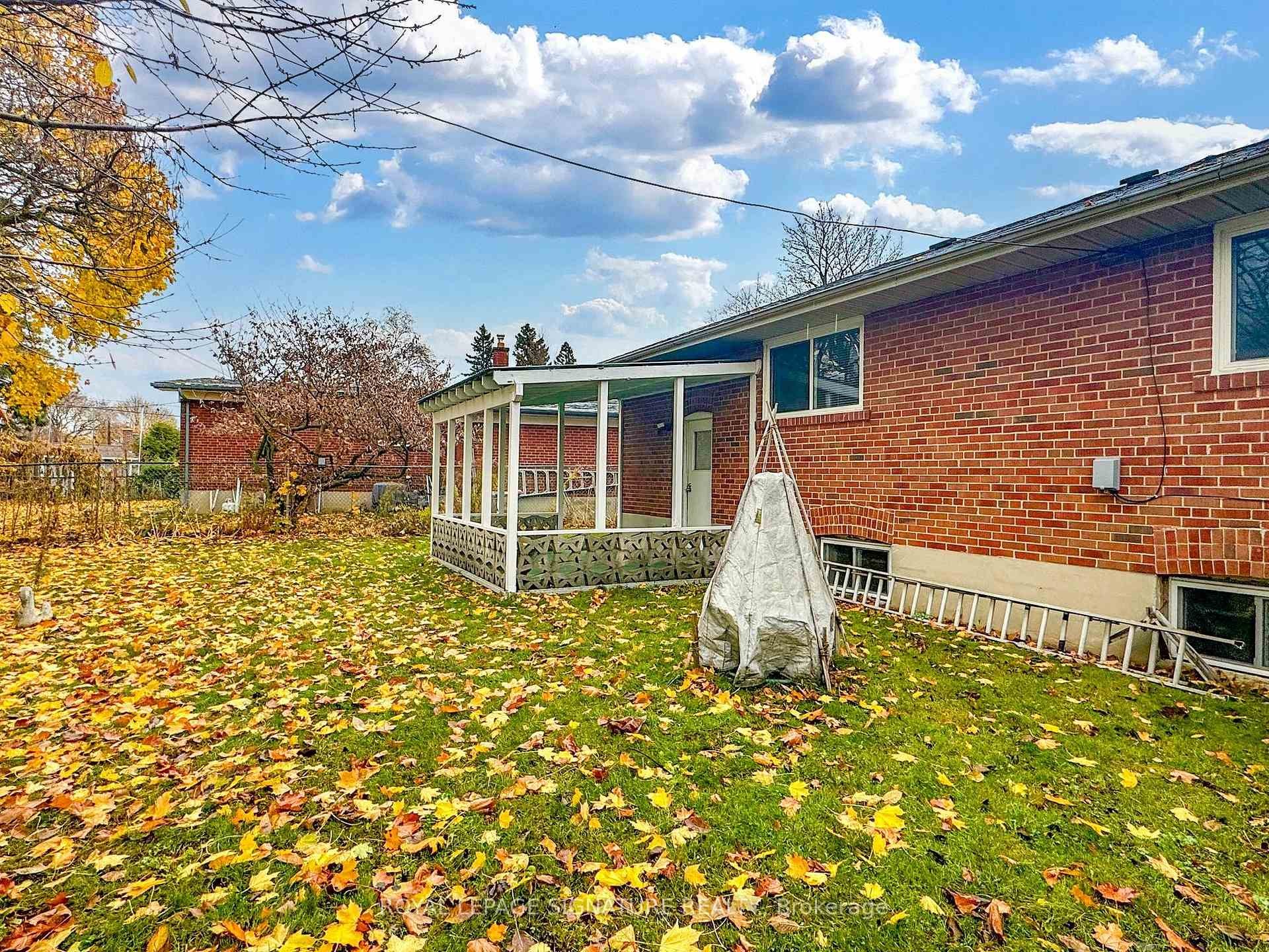 Main-10 Vesper Court, Toronto, ON - Outdoor