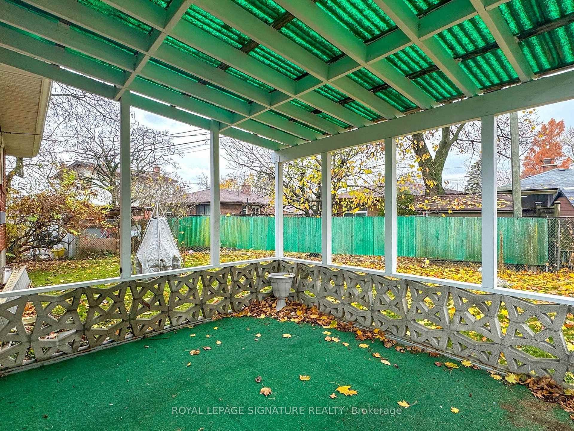 Main-10 Vesper Court, Toronto, ON - Outdoor