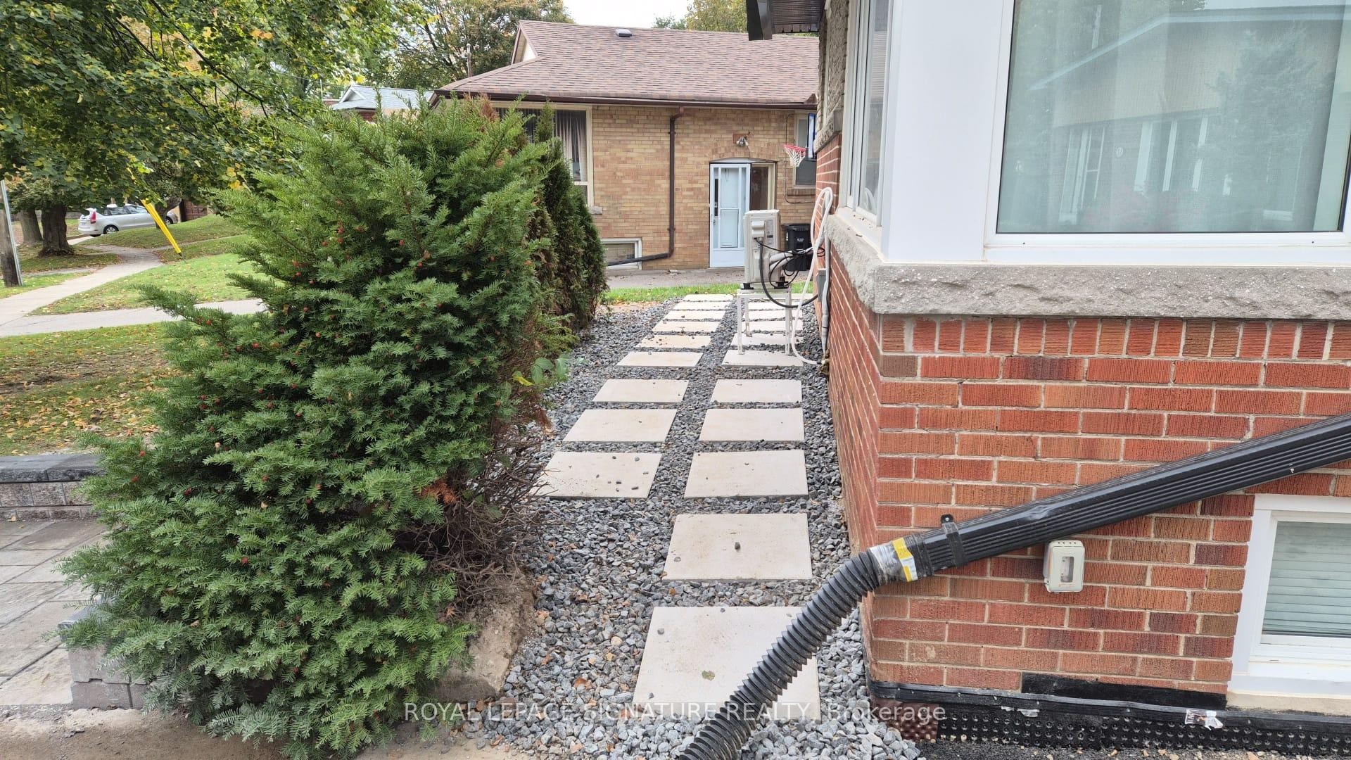 Main-10 Vesper Court, Toronto, ON - Outdoor