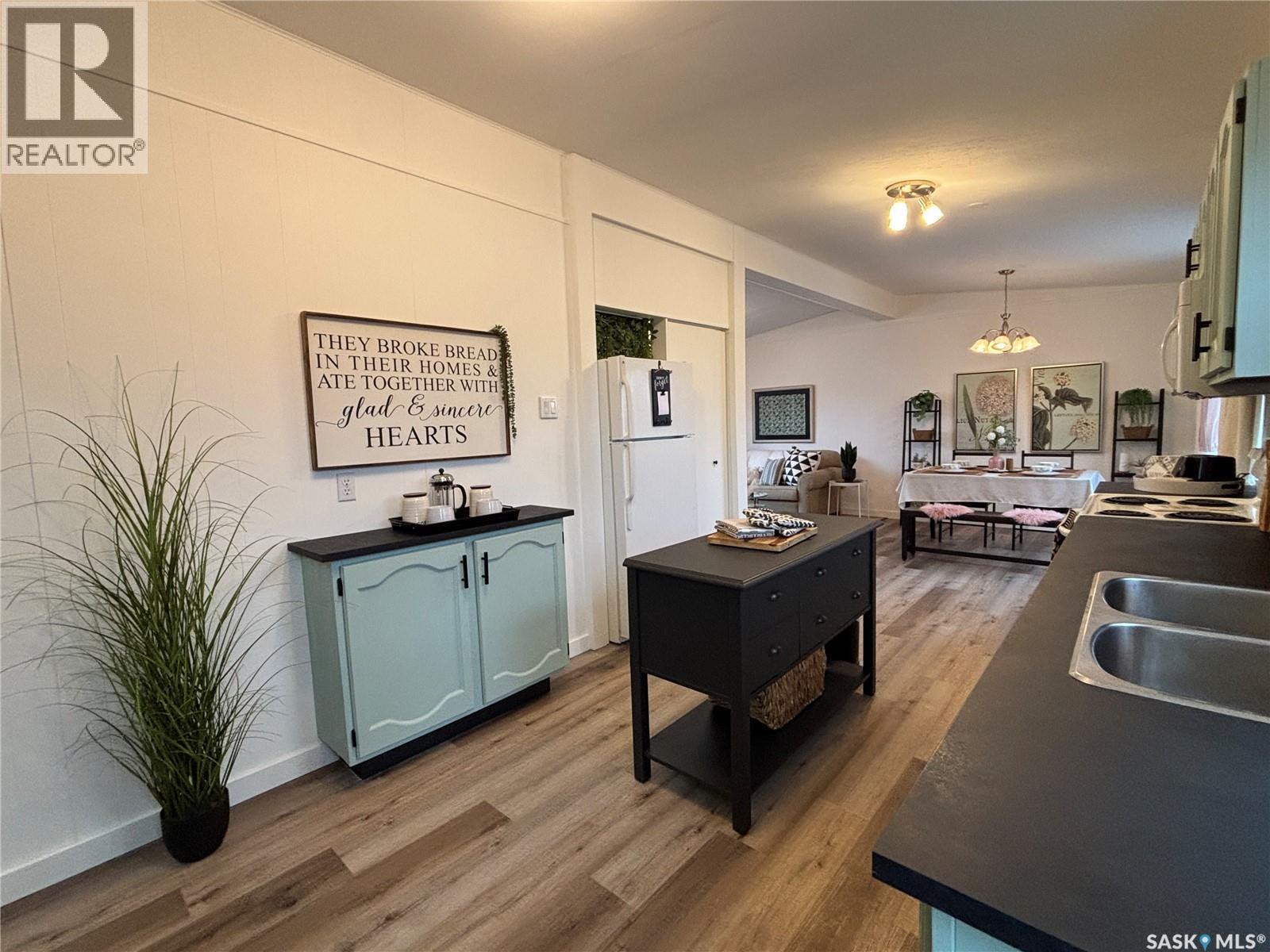 27 Heritage Estates, Kindersley, SK