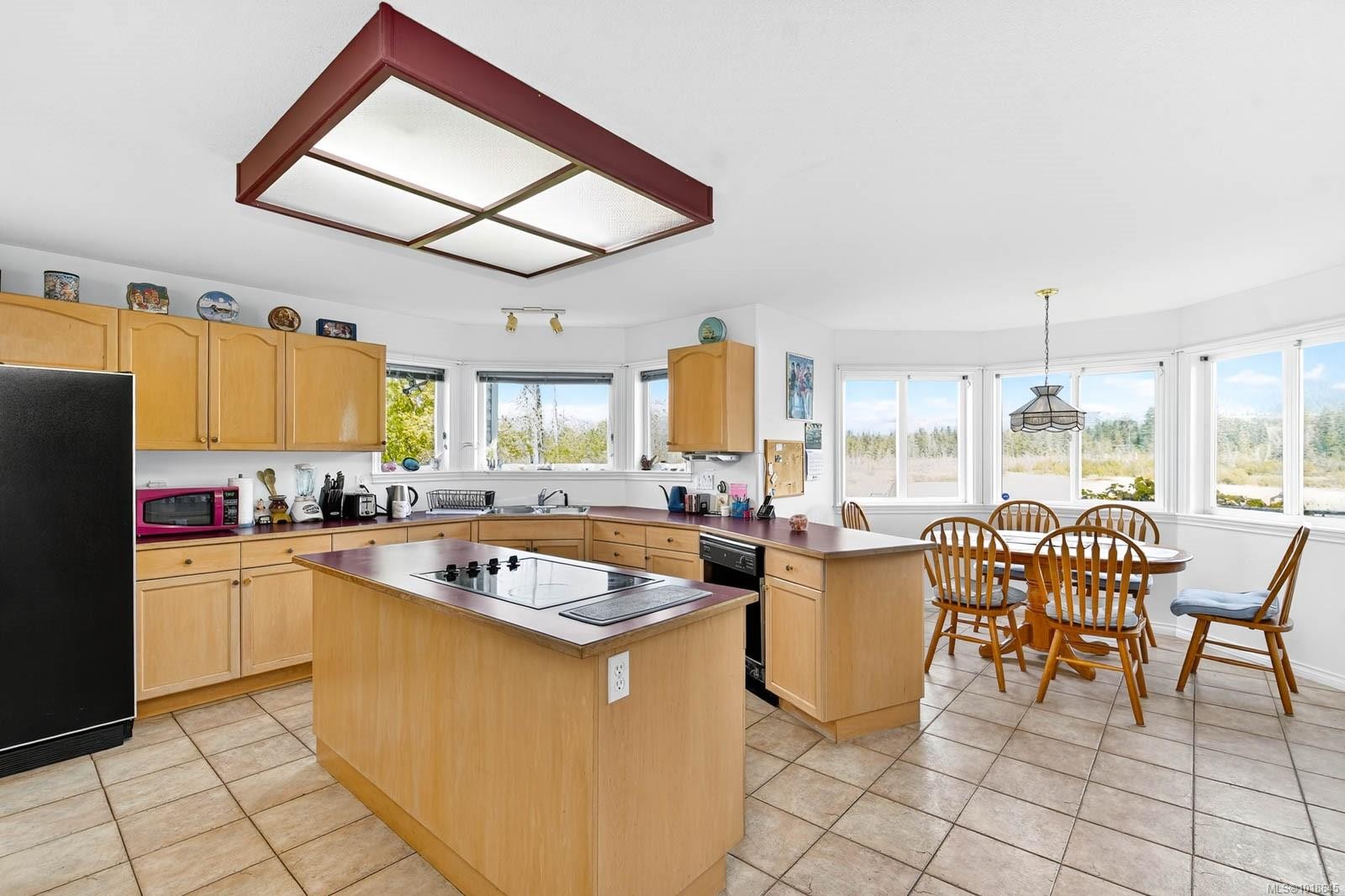 7799A Beaver Creek Rd, Port Alberni, BC