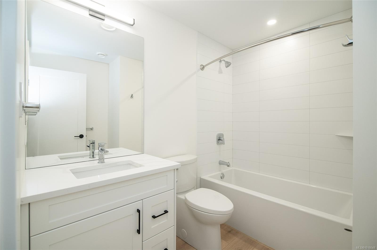 22-1580 Glen Eagle Dr, Campbell River, BC - Indoor Photo Showing Bathroom