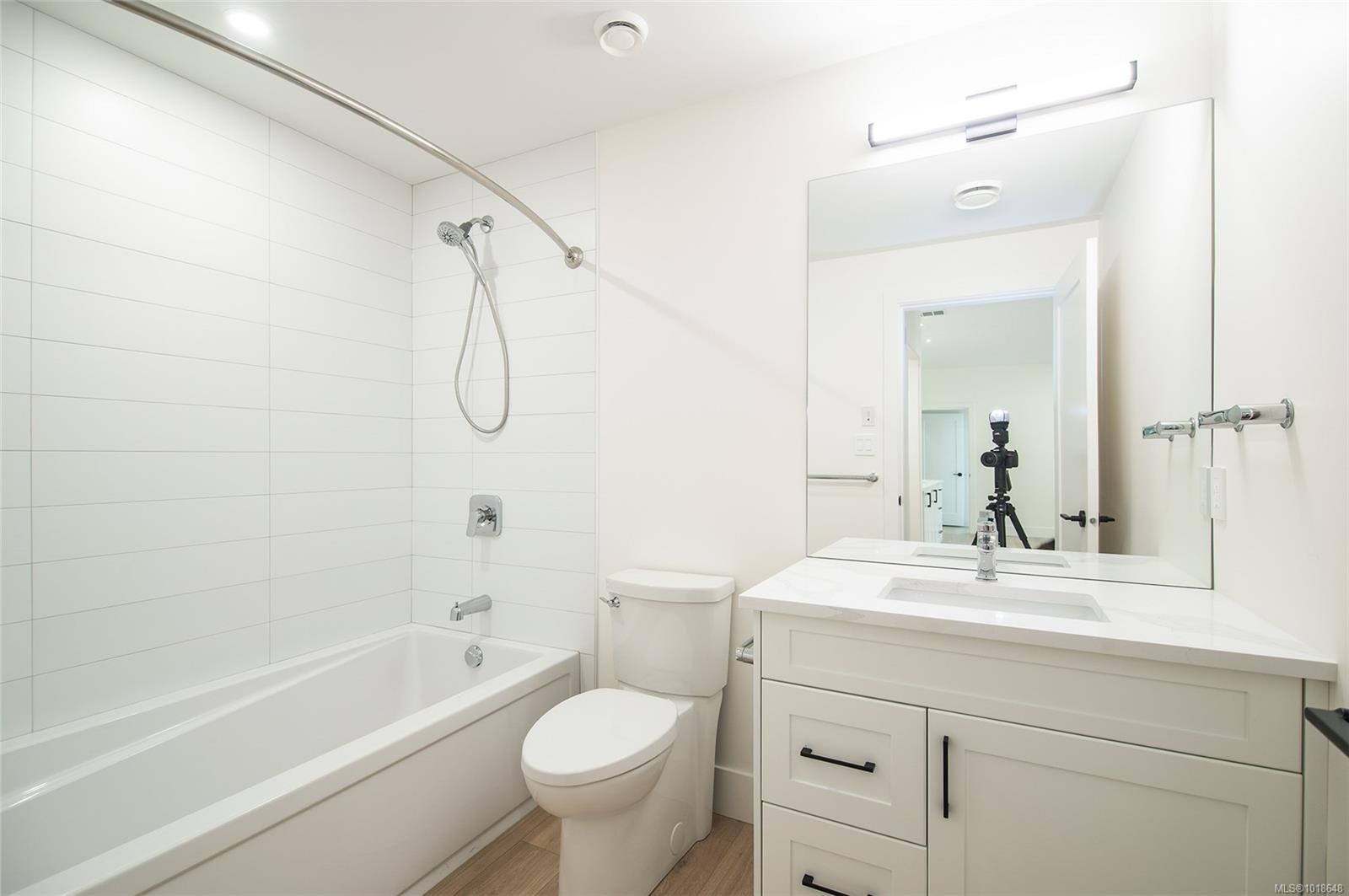 22-1580 Glen Eagle Dr, Campbell River, BC - Indoor Photo Showing Bathroom