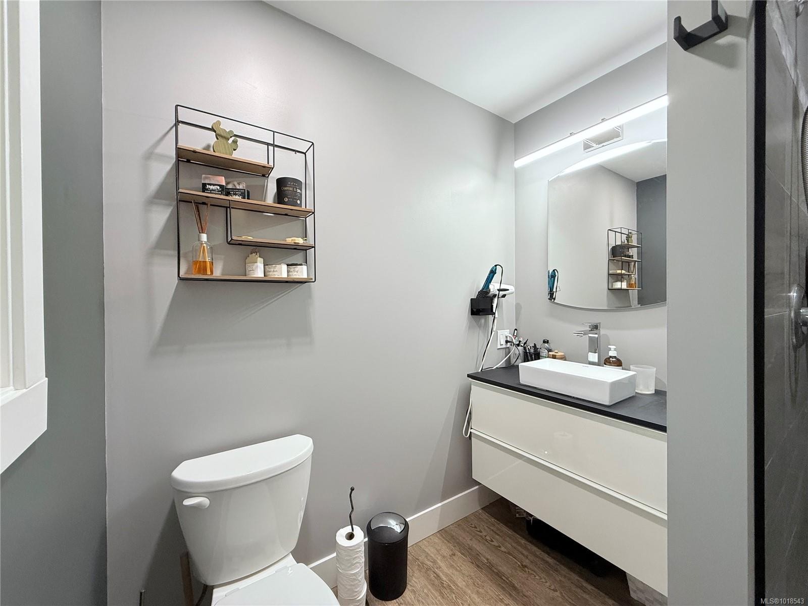 1154 Galerno Rd, Campbell River, BC