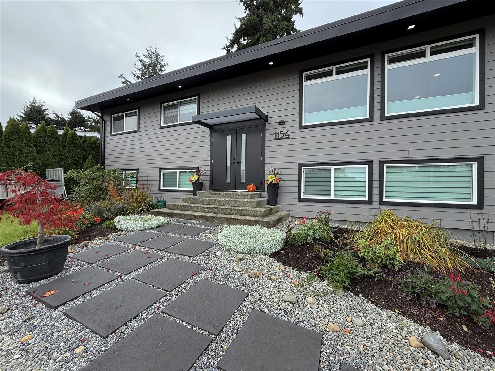 1154 Galerno Rd, Campbell River, BC