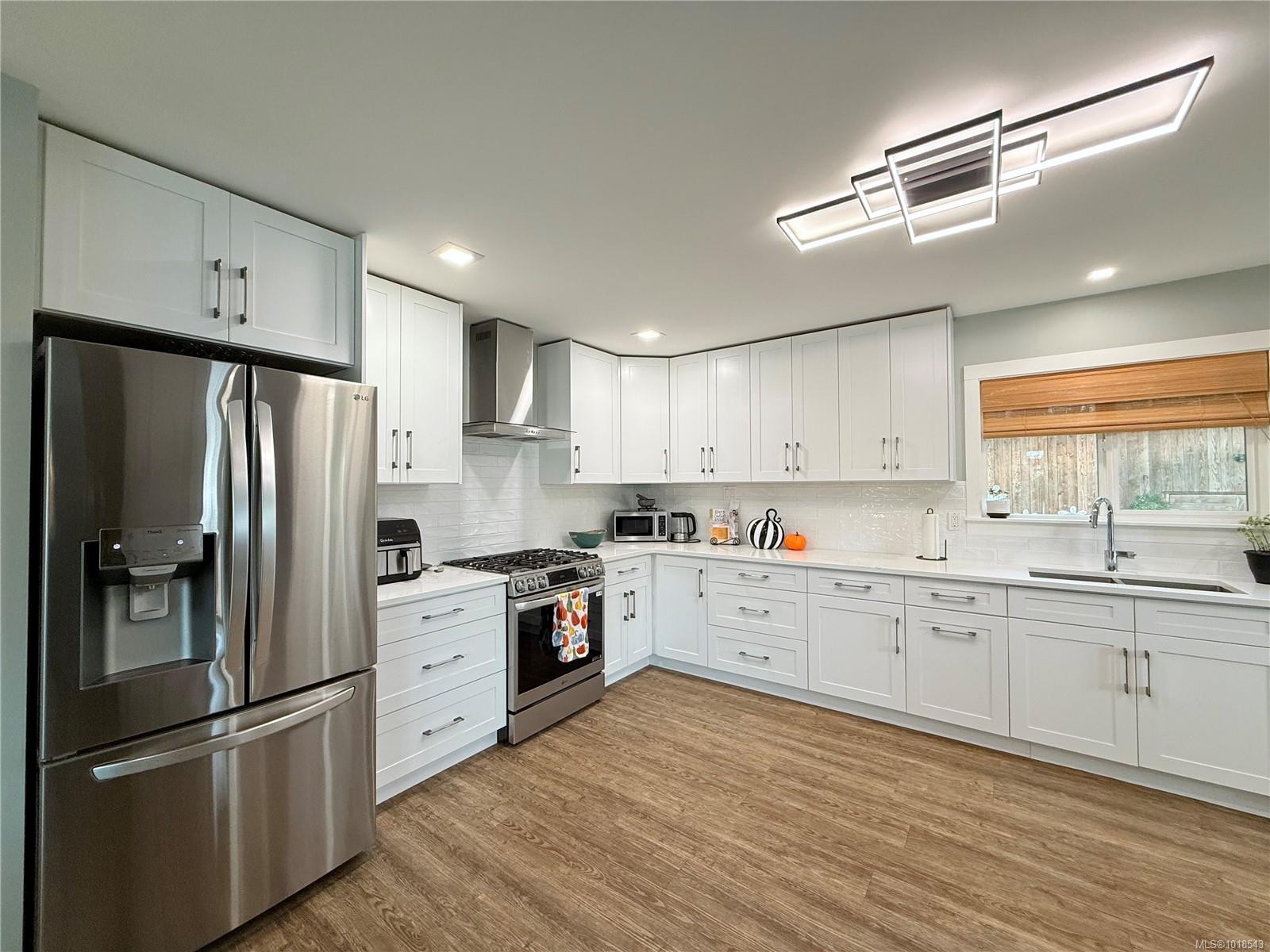 1154 Galerno Rd, Campbell River, BC