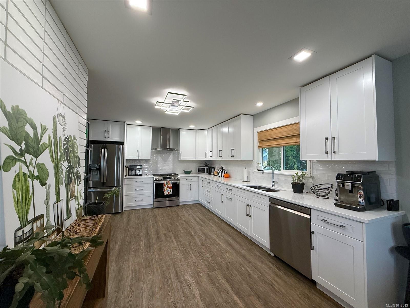 1154 Galerno Rd, Campbell River, BC