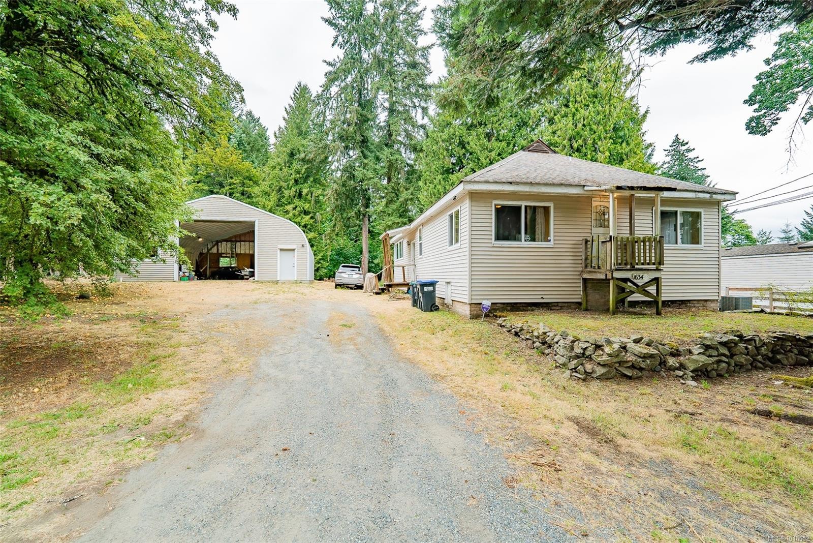 1634 Cedar Rd, Nanaimo, BC