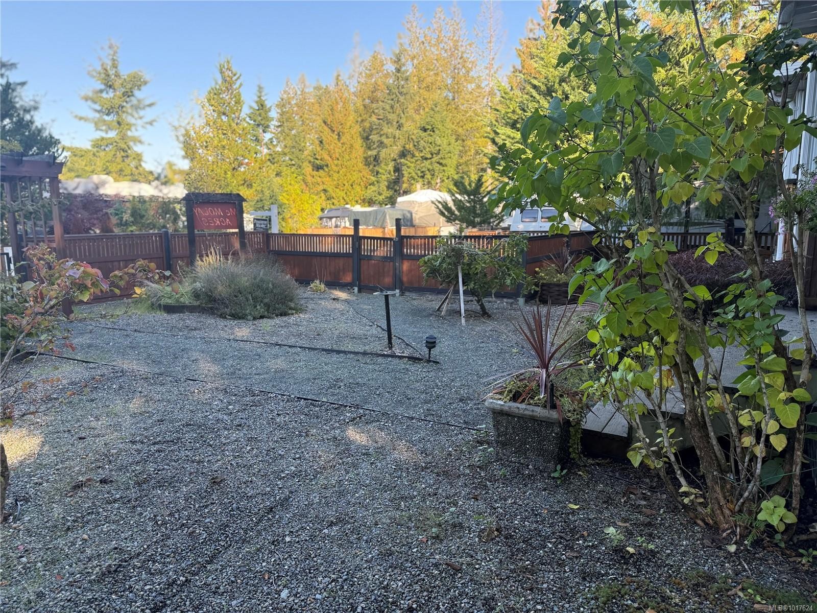 G12/13-2650 Turnbull Rd, Qualicum Beach, BC