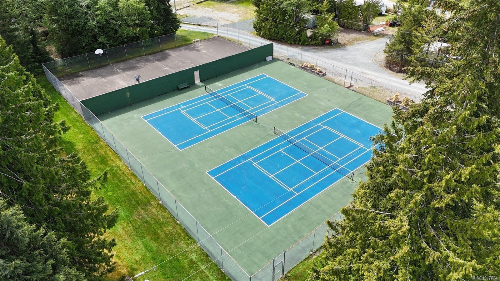 G12/13-2650 Turnbull Rd, Qualicum Beach, BC