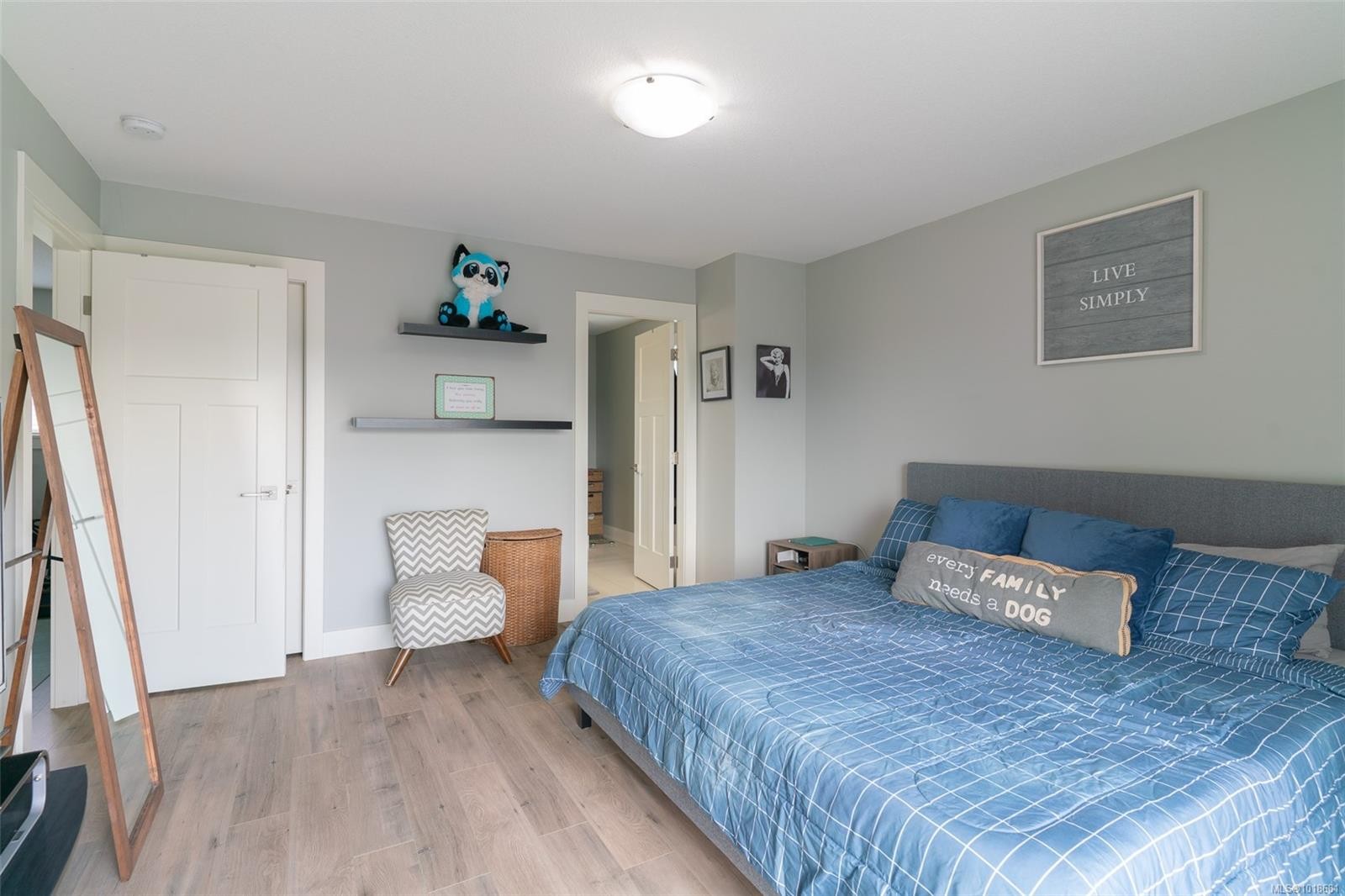 820 Brechin Rd, Nanaimo, BC