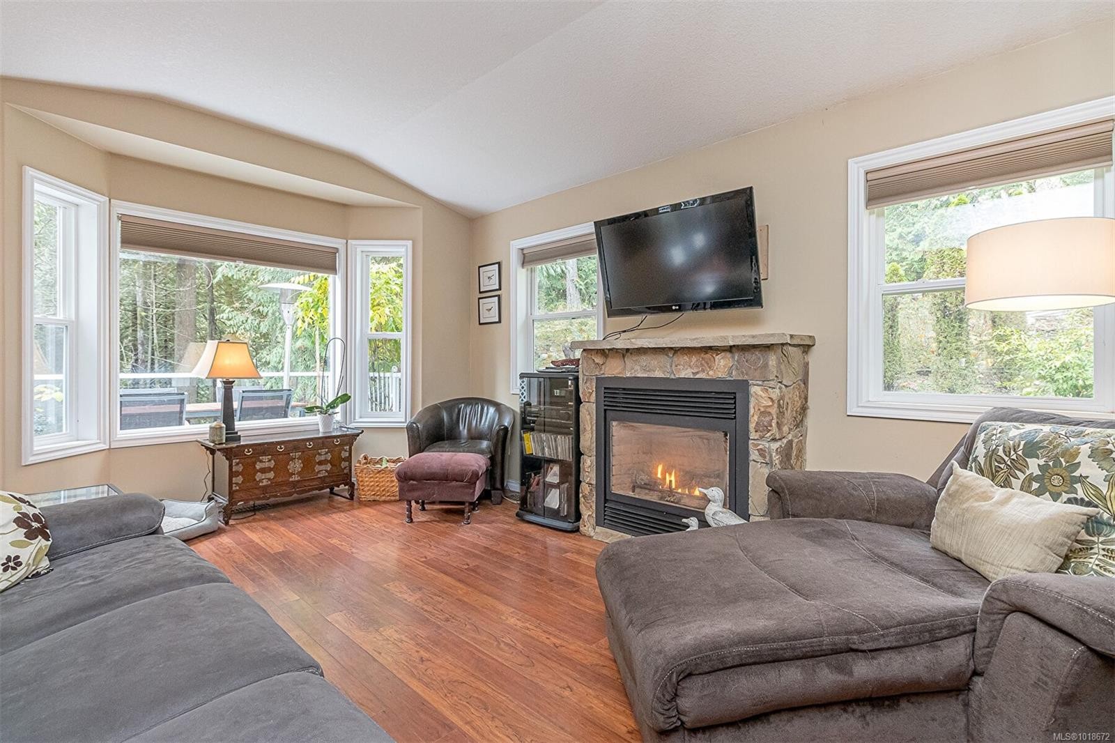 350 Dogwood Dr, Ladysmith, BC