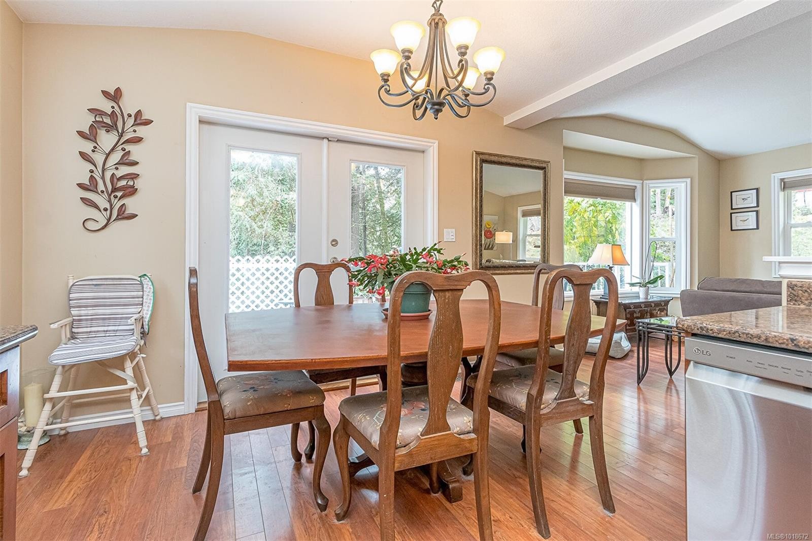 350 Dogwood Dr, Ladysmith, BC