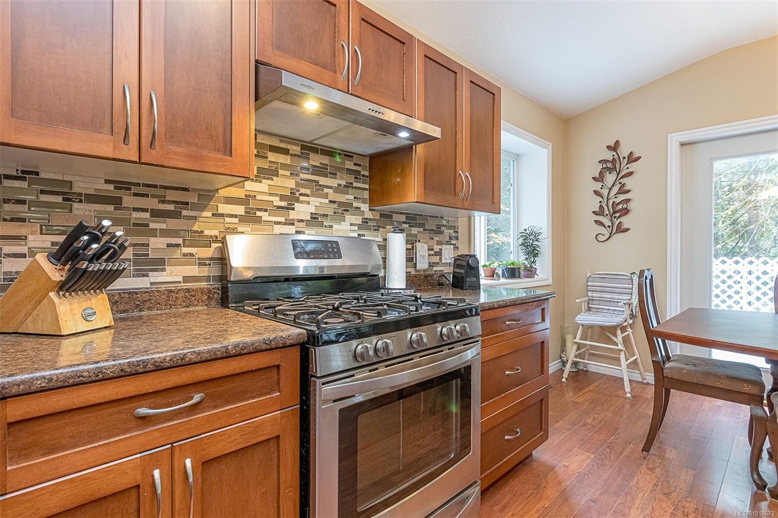 350 Dogwood Dr, Ladysmith, BC