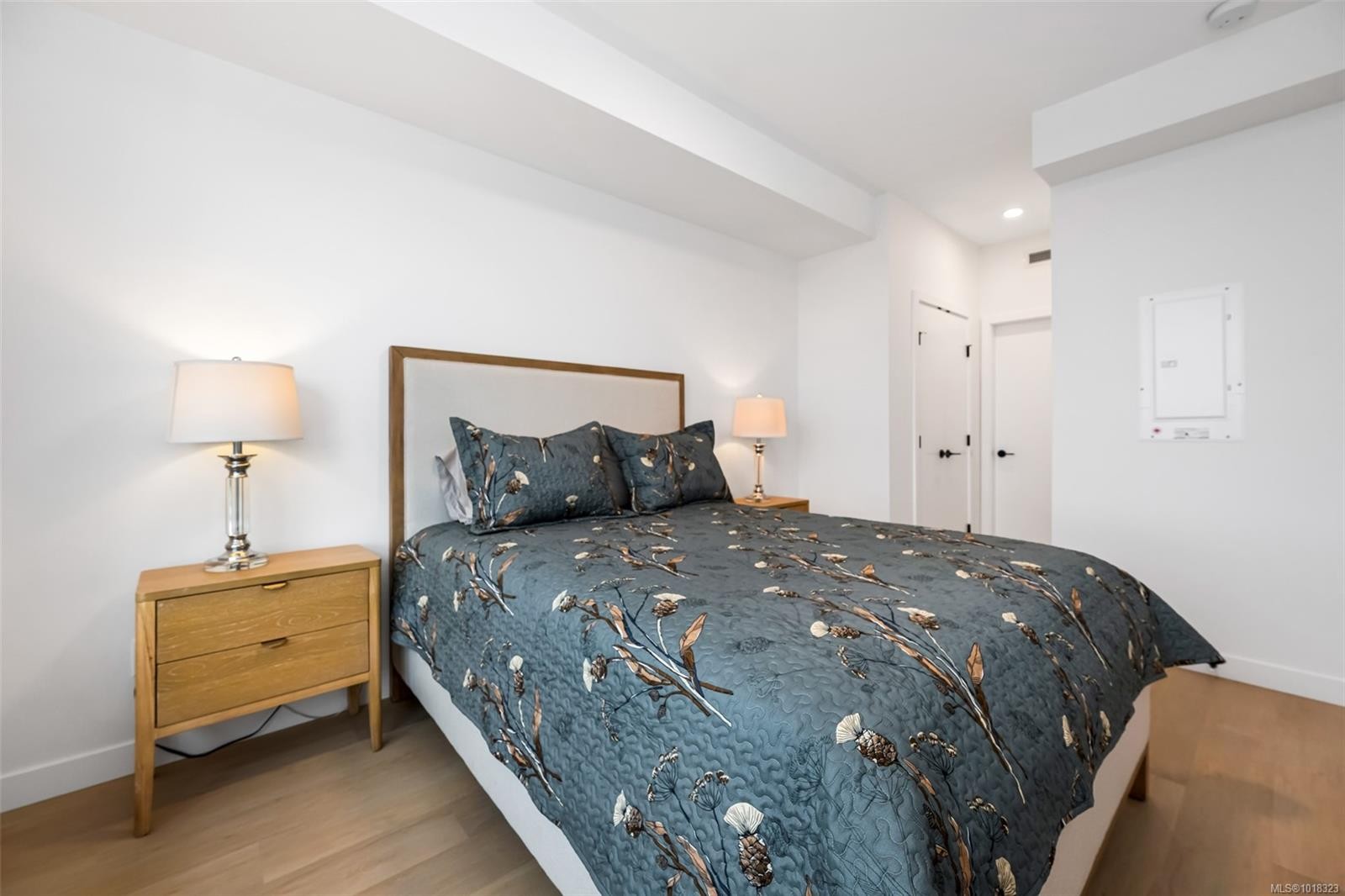 411-3564A Ryder Hesjedal Way, Colwood, BC - Indoor Photo Showing Bedroom