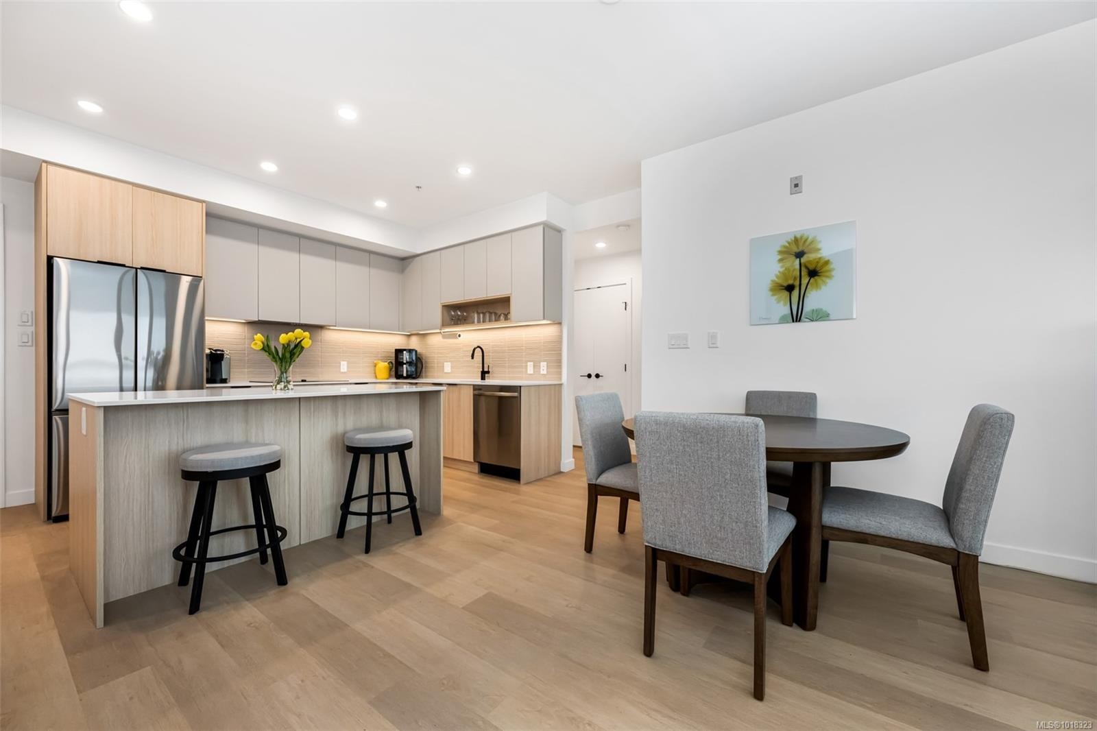 411-3564A Ryder Hesjedal Way, Colwood, BC - Indoor