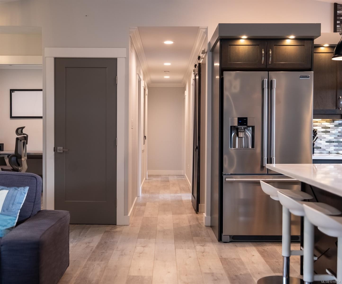 1700 Warn Way, Qualicum Beach, BC