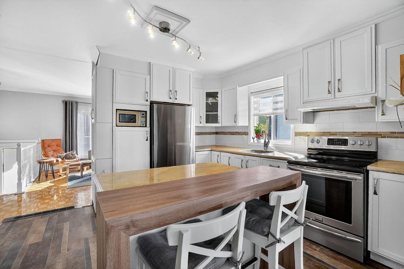 Cuisine - 311 Rue Lauzanne, Saint-Eustache, QC - Indoor Photo Showing Kitchen