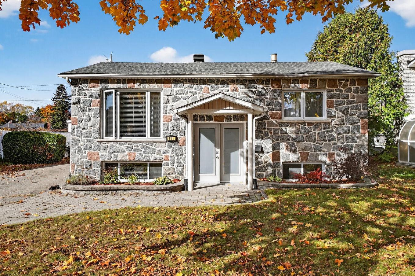 Façade - 311 Rue Lauzanne, Saint-Eustache, QC - Outdoor